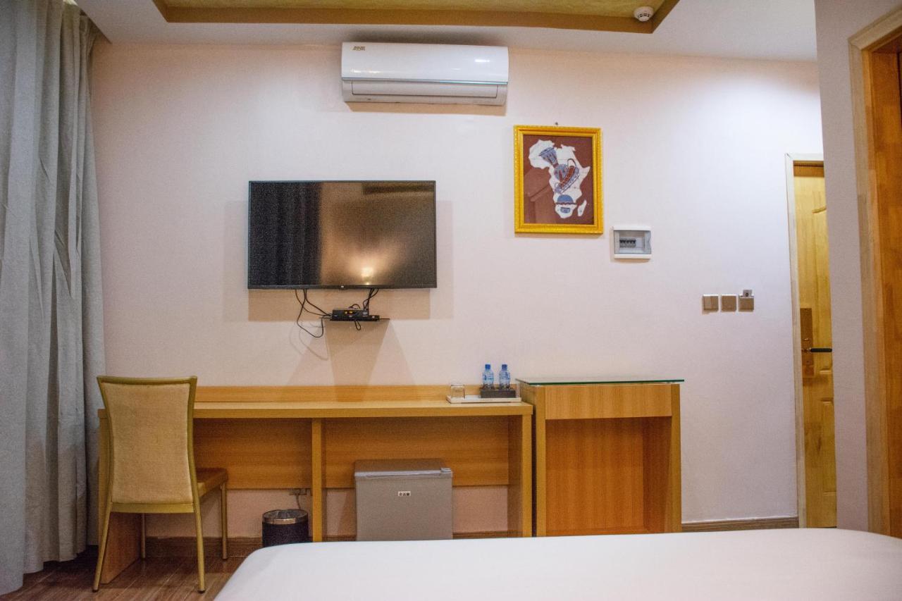 Sami Hotel Ouagadougou Exterior photo